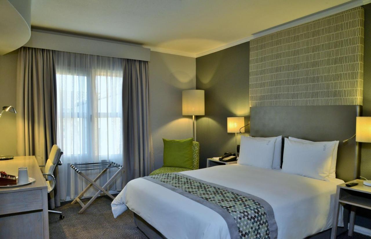 Holiday Inn Johannesburg Airport By Ihg Kempton Park Eksteriør bilde