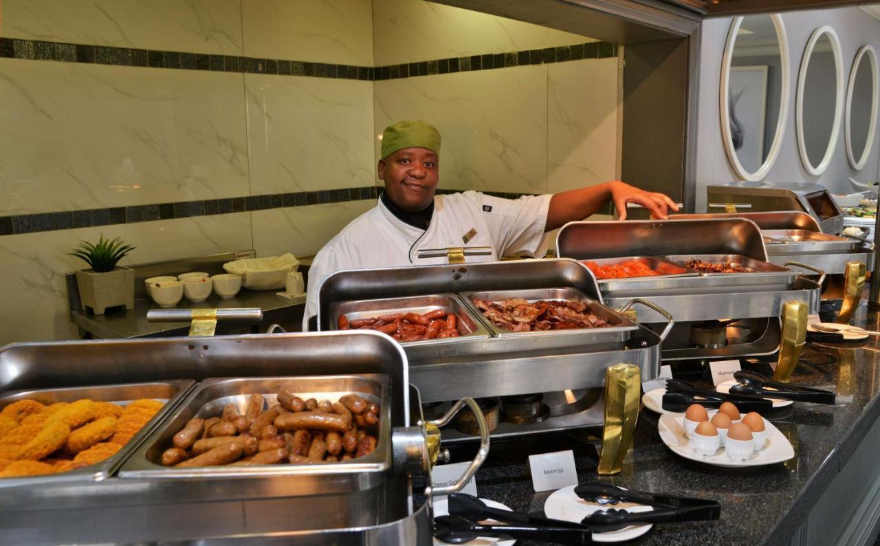 Holiday Inn Johannesburg Airport By Ihg Kempton Park Eksteriør bilde