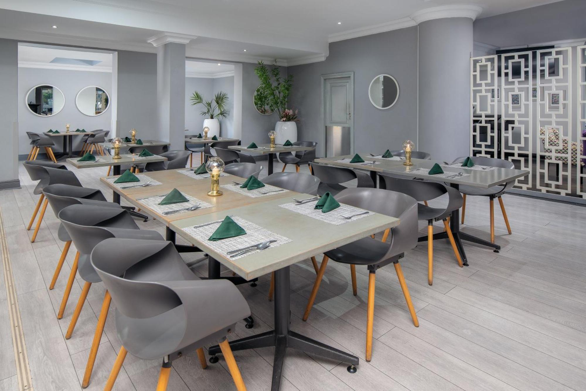 Holiday Inn Johannesburg Airport By Ihg Kempton Park Eksteriør bilde
