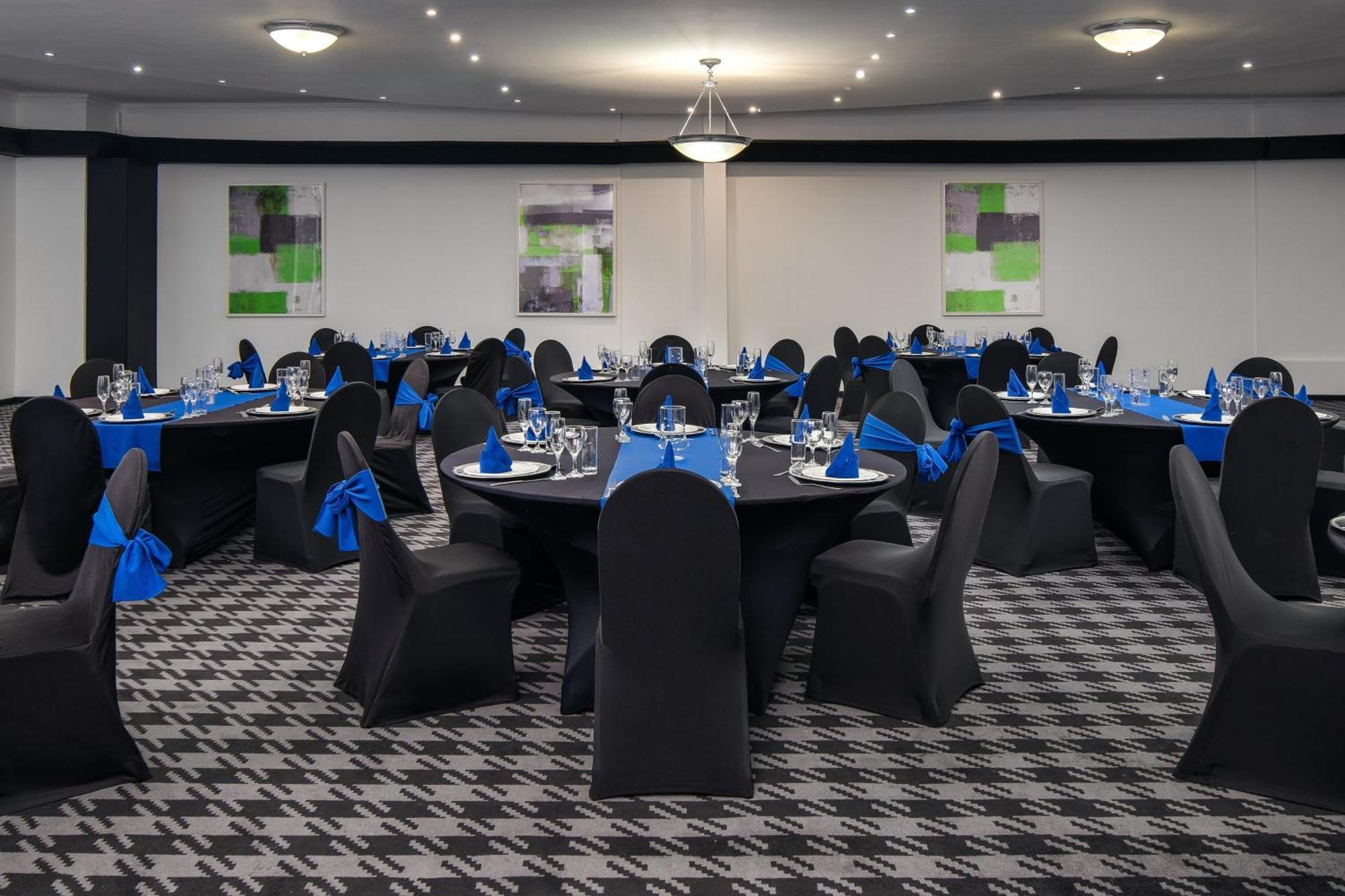 Holiday Inn Johannesburg Airport By Ihg Kempton Park Eksteriør bilde